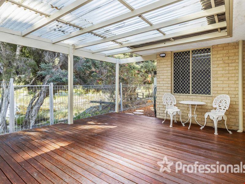 17/15 Honeysuckle Close, Ballajura WA 6066