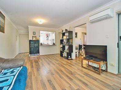 1/15 Pudney Place, Orelia WA 6167