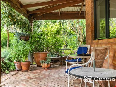 655 Fagan Street, Sawyers Valley WA 6074