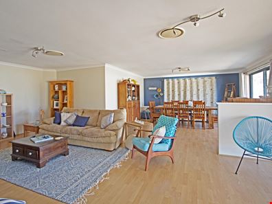 9 Proton Place, Jurien Bay WA 6516