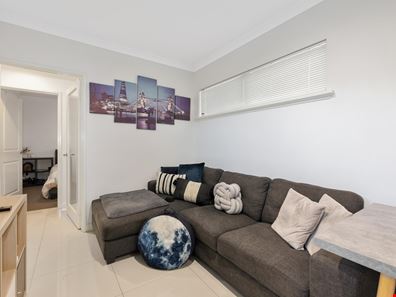 2/185 Hardey Road, Belmont WA 6104