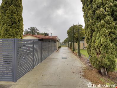 14A Connaught Street, Forrestfield WA 6058