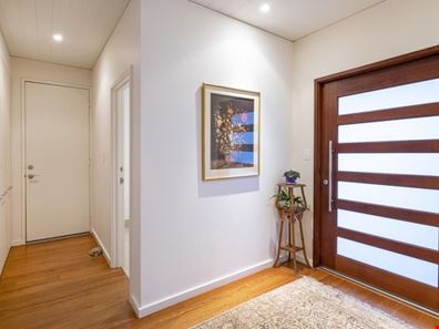 26 Corymbia Close, Yallingup WA 6282