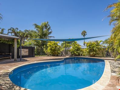 15 James Street, Mariginiup WA 6078