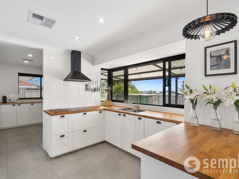 7 Torenia Way, Yangebup WA 6164