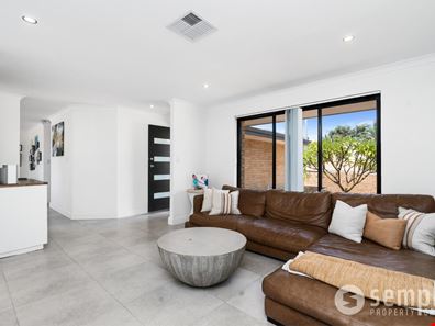 7 Torenia Way, Yangebup WA 6164