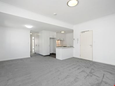 32/30 Malata Crescent, Success WA 6164