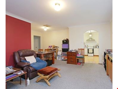 7/96 Tirbute Street East, Shelley WA 6148