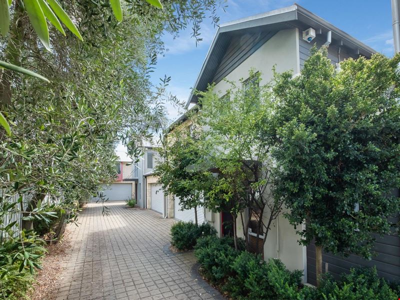 2/36 Second Avenue, Kensington WA 6151