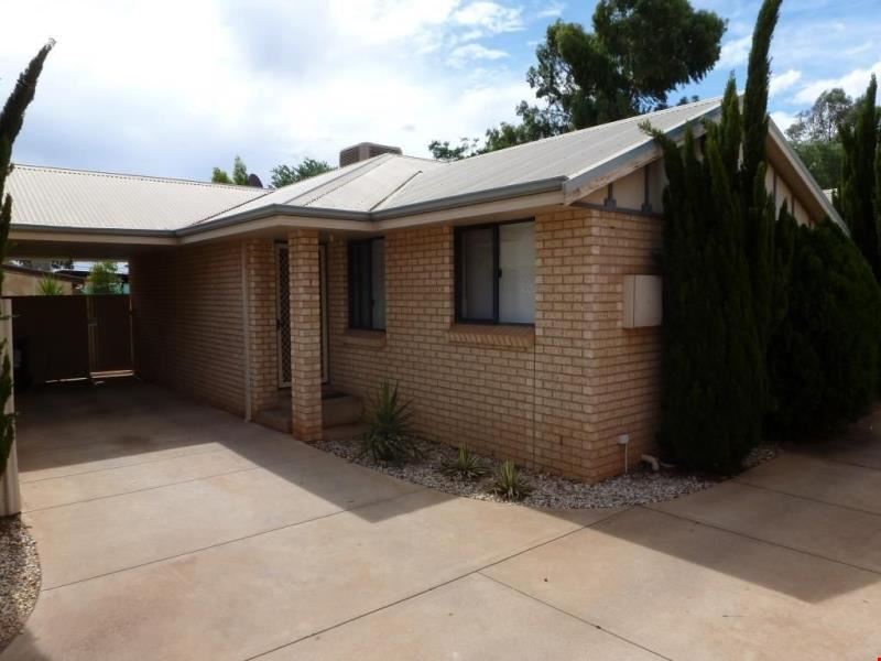 2/135 Burt Street, Boulder