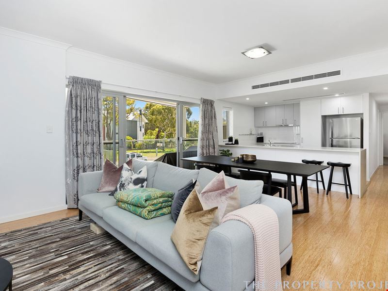 7/16 Alumni Terrace, Churchlands WA 6018