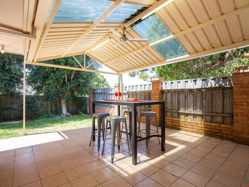 11 Crocker Road, Innaloo WA 6018
