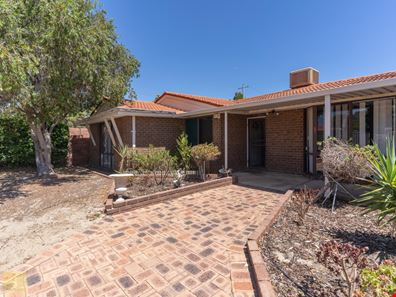 29 Boyare Avenue, Mirrabooka WA 6061