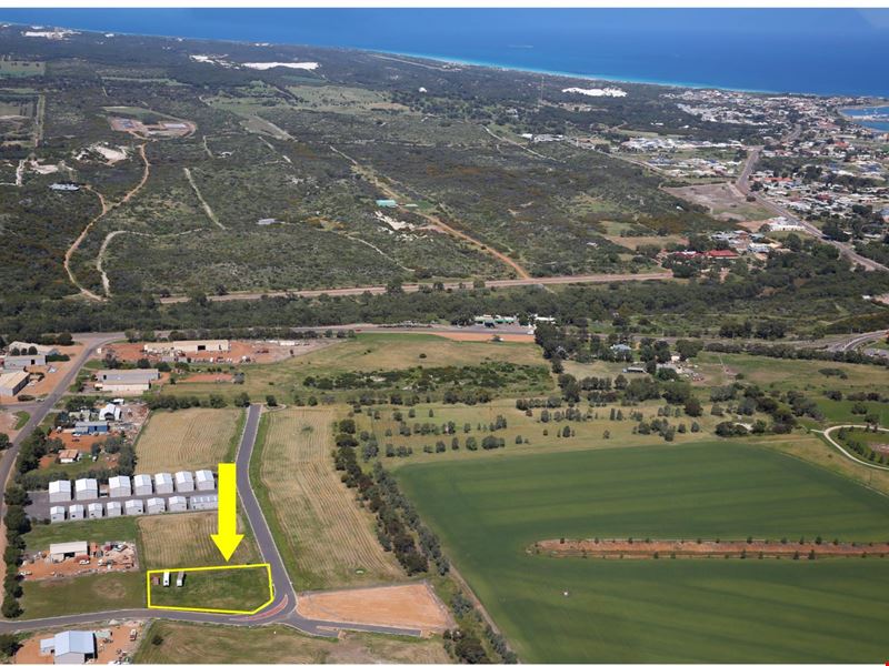 5 Carter Road, Dongara WA 6525