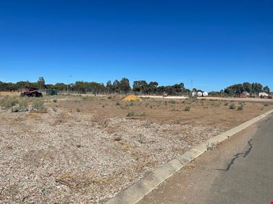 5 Carter Road, Dongara WA 6525