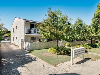 10/4 Bulimba Road, Nedlands WA 6009