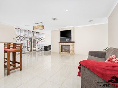101 Burges Street, Beachlands WA 6530