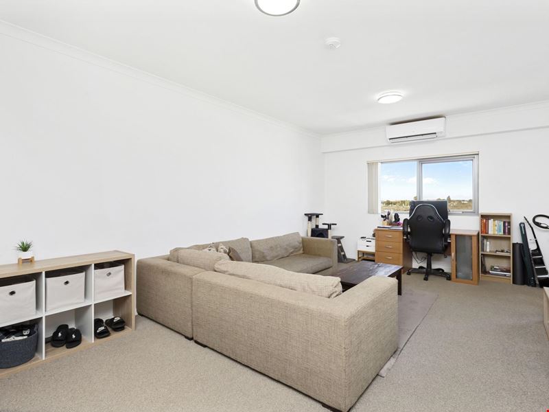 71/1 Kentucky Court, Cockburn Central WA 6164
