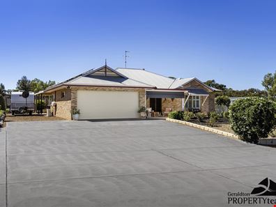 20 Watson Place, Dongara WA 6525