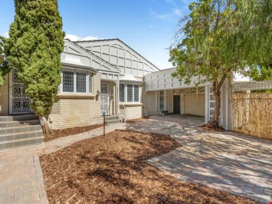 86A Waratah Avenue, Dalkeith WA 6009