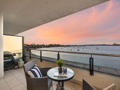 N403/70 Canning Beach Road, Applecross WA 6153