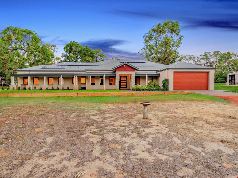 100 Tuart Grove Avenue, Lake Clifton WA 6215