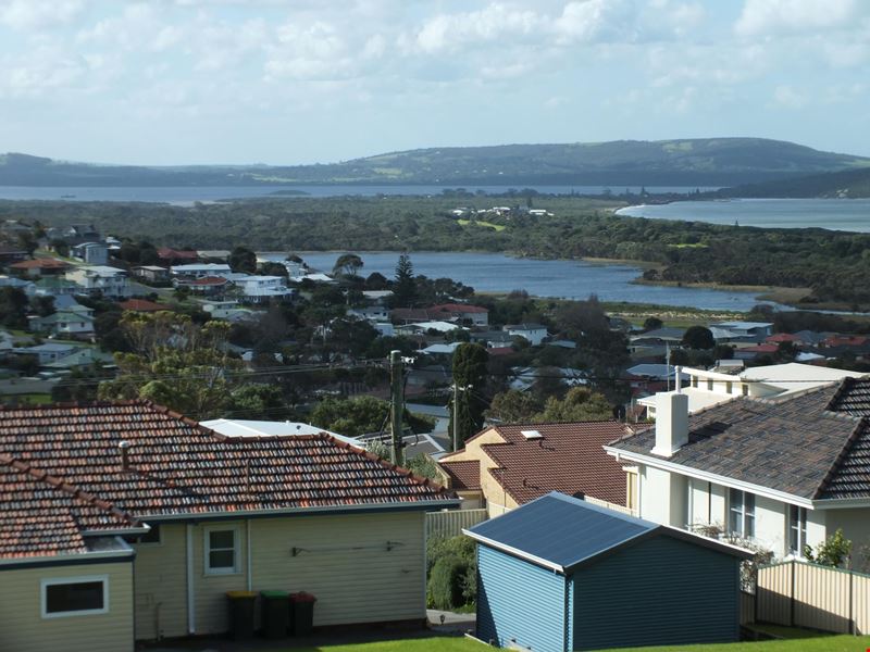 7 Burt Street, Mount Clarence WA 6330