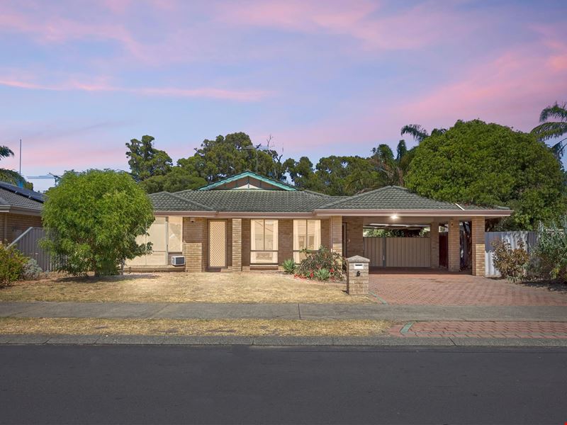 6 St Peters Green, College Grove WA 6230