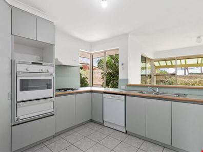 1/54 Cloister Avenue, Manning WA 6152