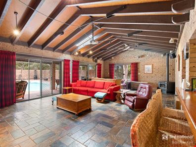 4 Andrew Way, Lower King WA 6330