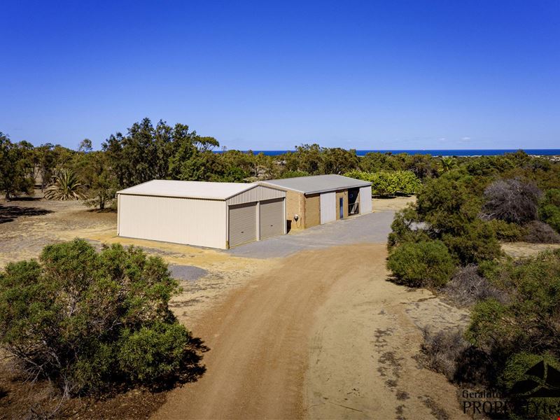401 Hall Road, Waggrakine WA 6530