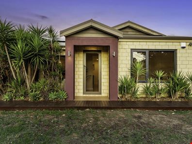 34A Selina Street, Innaloo WA 6018