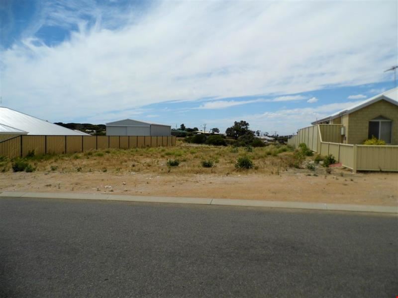 7 Bond Street, Port Denison WA 6525
