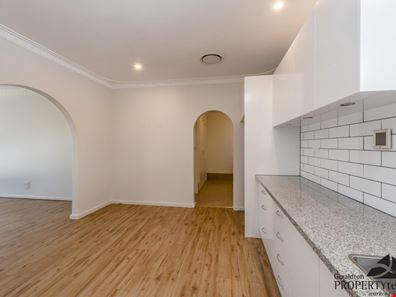 4/69 Francis Street, Beachlands WA 6530