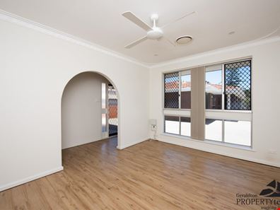 4/69 Francis Street, Beachlands WA 6530
