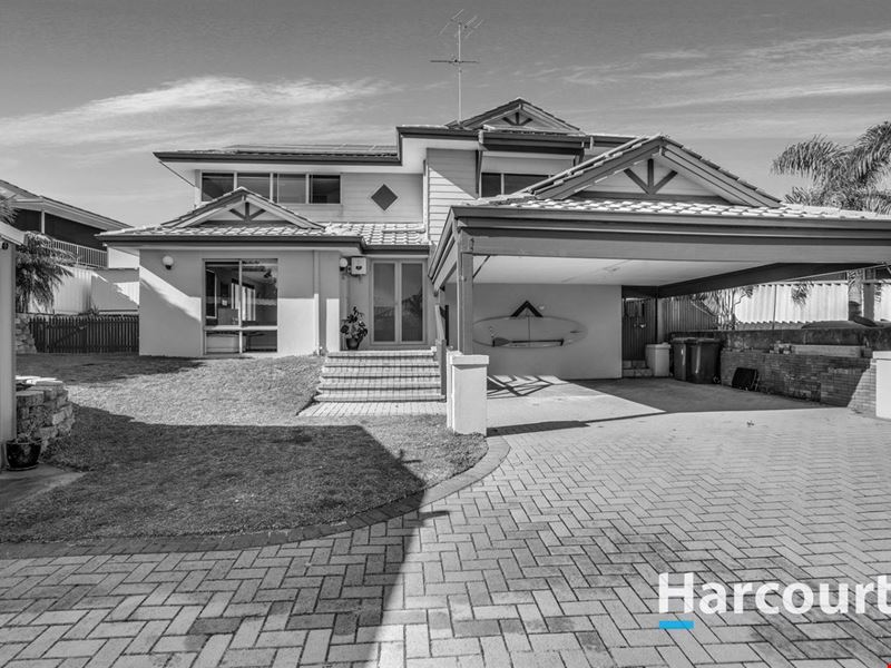 B/11 Allan Place, Halls Head WA 6210