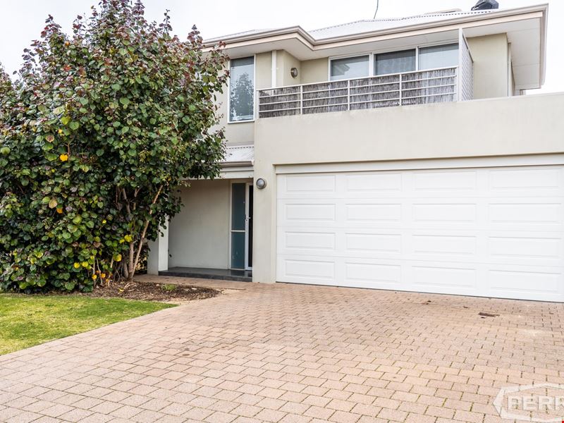74 Leisure Way, Halls Head WA 6210