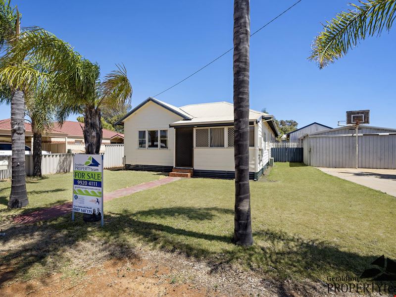 238 First Street, Wonthella WA 6530