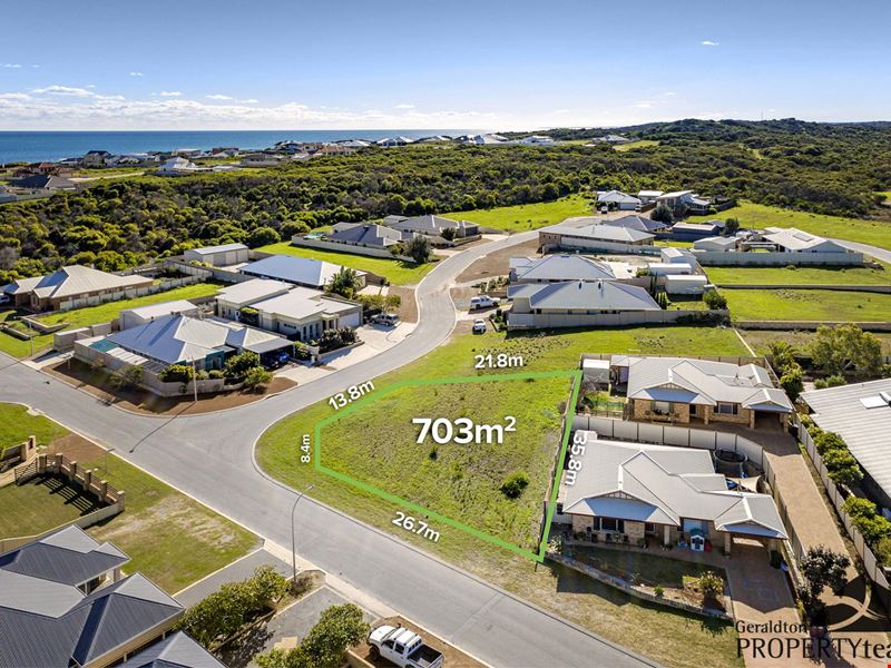 11 Premier Circle, Dongara WA 6525