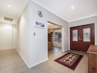 11 Dexter Chase, Lower Chittering WA 6084