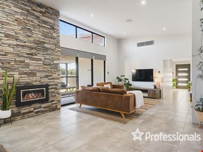 59 Sherwood Crescent, Broadwater WA 6280