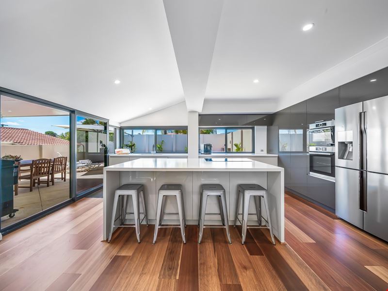 11 Salmond Way, Bull Creek WA 6149