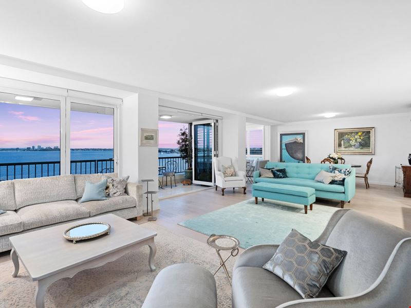 61/1 Wingfield Avenue, Crawley WA 6009