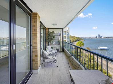 61/1 Wingfield Avenue, Crawley WA 6009