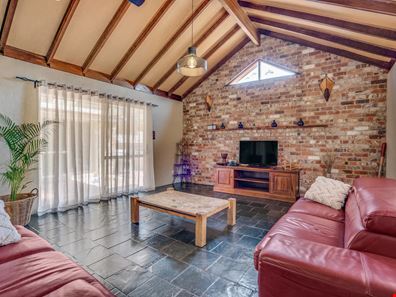 1 Connell Court, Peppermint Grove Beach WA 6271