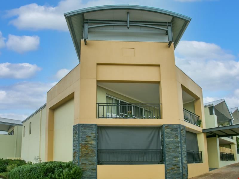 17/291 Ocean Keys Boulevard, Clarkson WA 6030