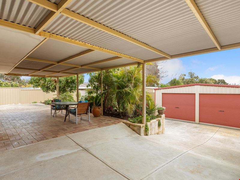 10 Farnesian Circle, Mirrabooka WA 6061