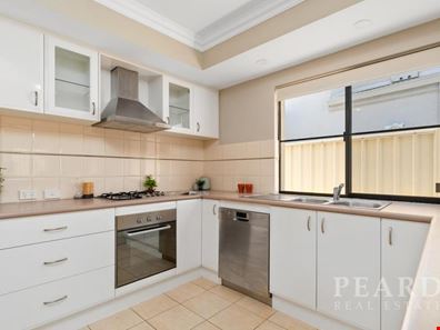 4/45 Halliday Grove, Hillarys WA 6025