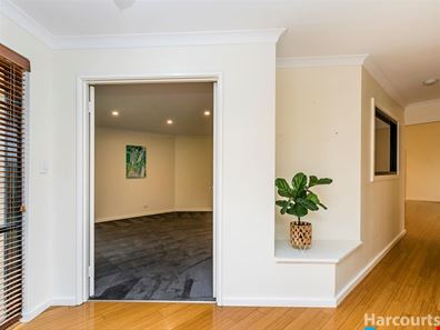 7 Coronado Ridge, Iluka WA 6028