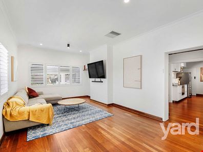 16 Davy Street, Alfred Cove WA 6154